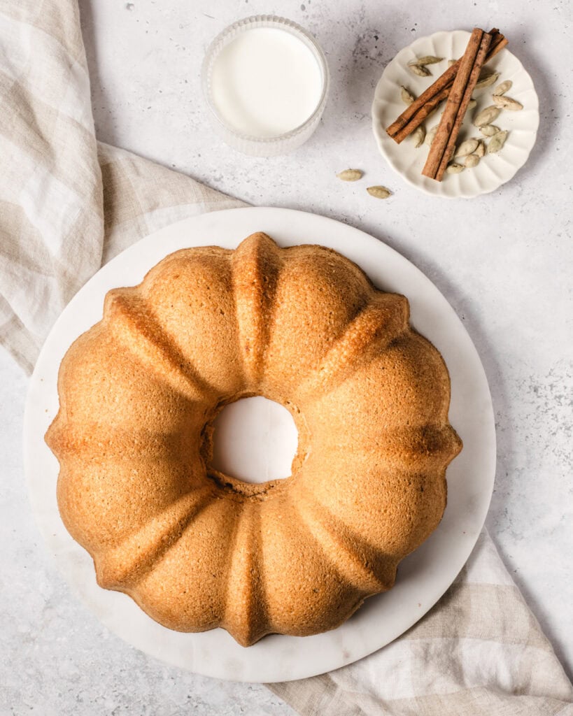 Delicious Somali sponge cake with a golden crust, flavored with cardamom and vanilla.